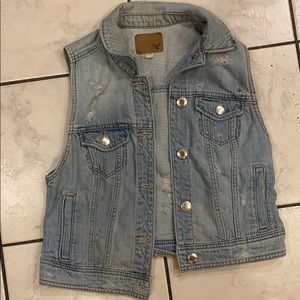 American Eagle Outfitters Distressed Jean Vest